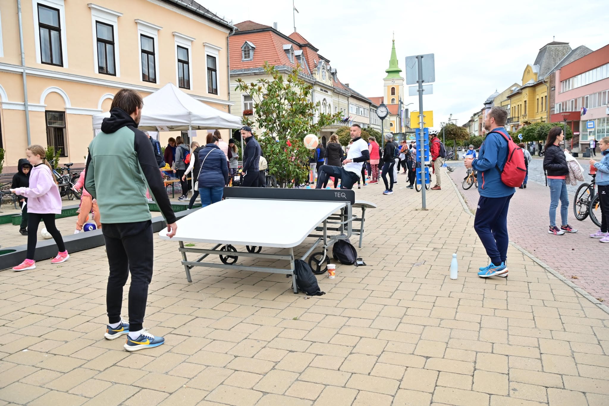 A Mozdulj, Gyarmat! közösségi sportprogram résztvevői